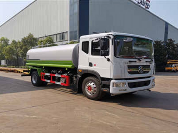 東風D914方灑水車